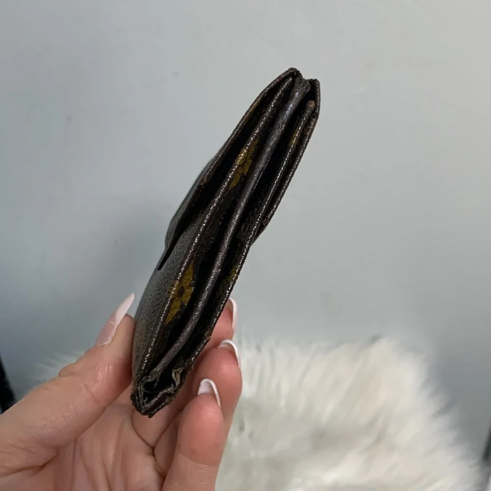 Pre date code authentic Louis Vuitton Elise wallet - extreme wear - Image 5