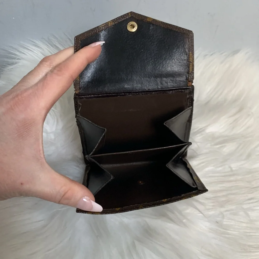 Pre date code authentic Louis Vuitton Elise wallet - extreme wear - Image 9