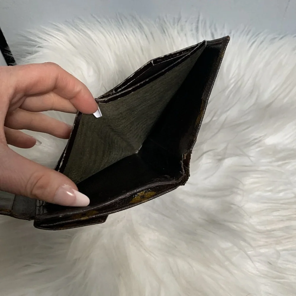 Pre date code authentic Louis Vuitton Elise wallet - extreme wear - Image 15