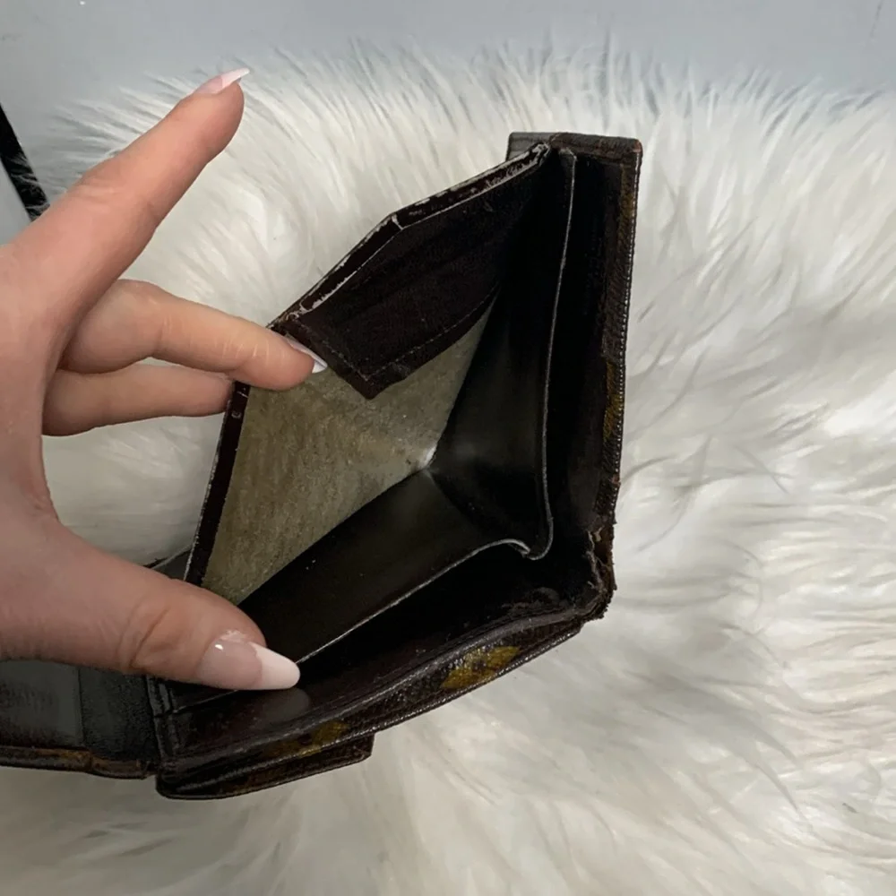Pre date code authentic Louis Vuitton Elise wallet - extreme wear - Image 16
