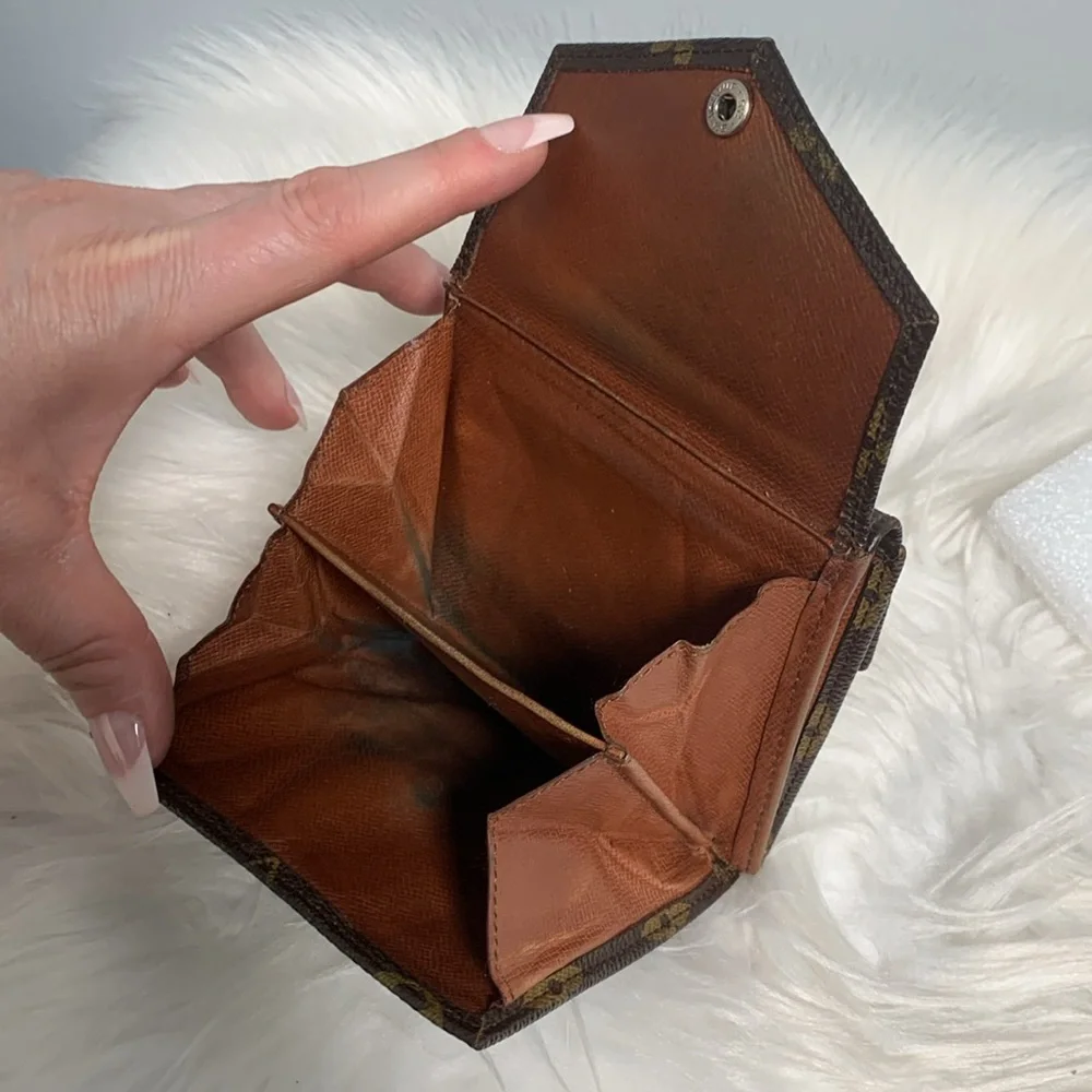 1985 authentic Louis Vuitton company Elise wallet - Image 10